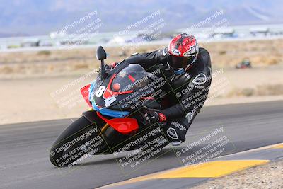 media/Dec-17-2022-SoCal Trackdays (Sat) [[224abd9271]]/Turn 9 Inside (1pm)/